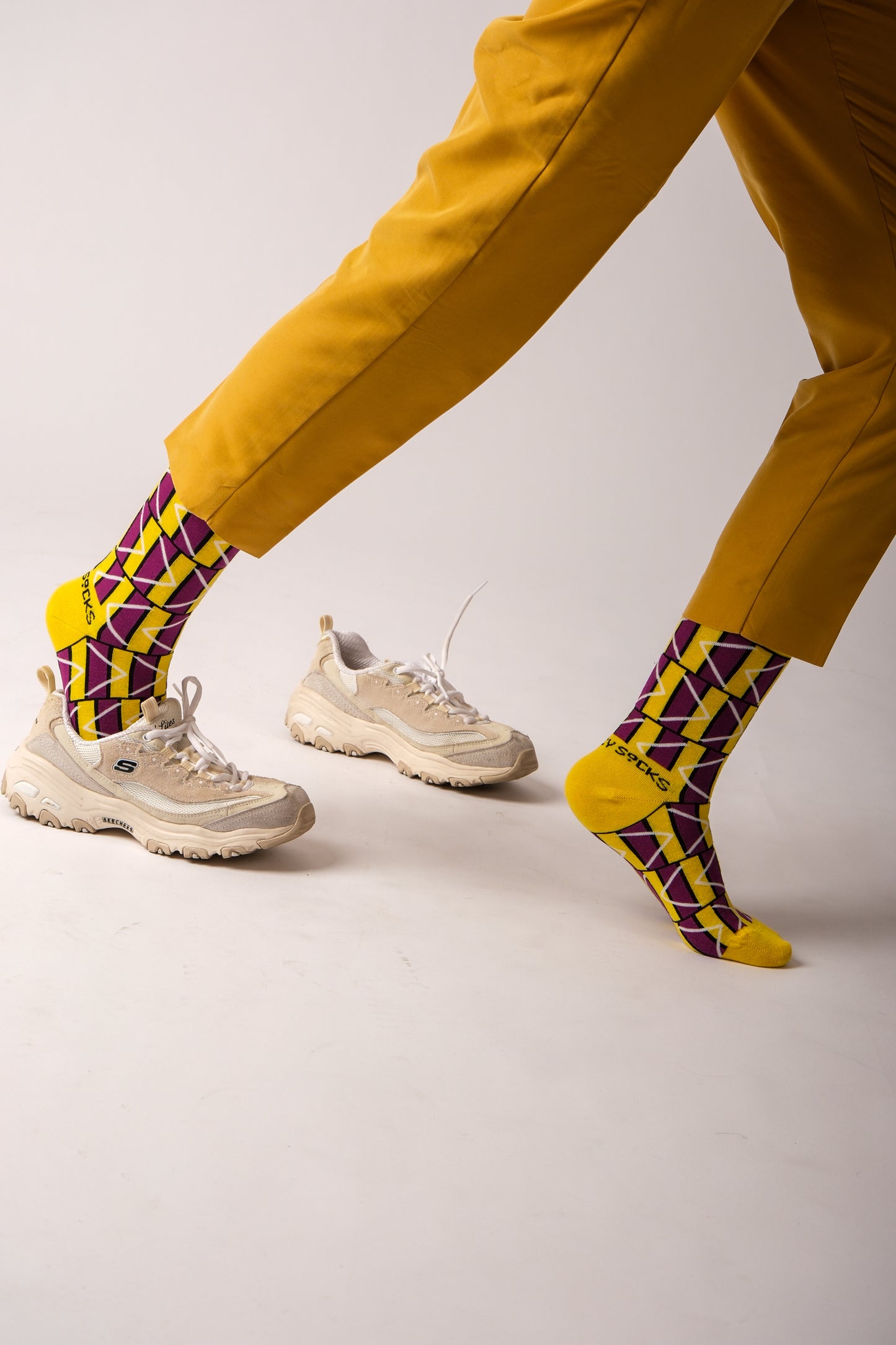 2 Pack Black and Purple Geometric Socks